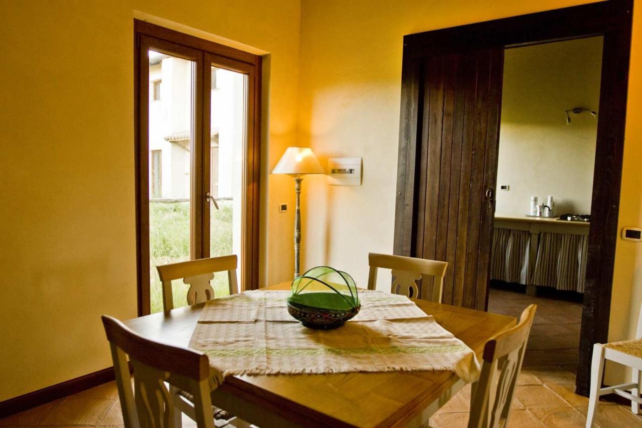 Agriturismo Borgo Serafino Mangone  Eksteriør billede